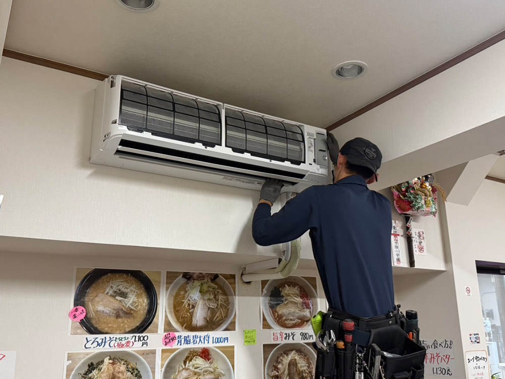 ヒロ Panasonic 壁掛けエアコン本体 CS-J221 直接取引 ヒロ Panasonic