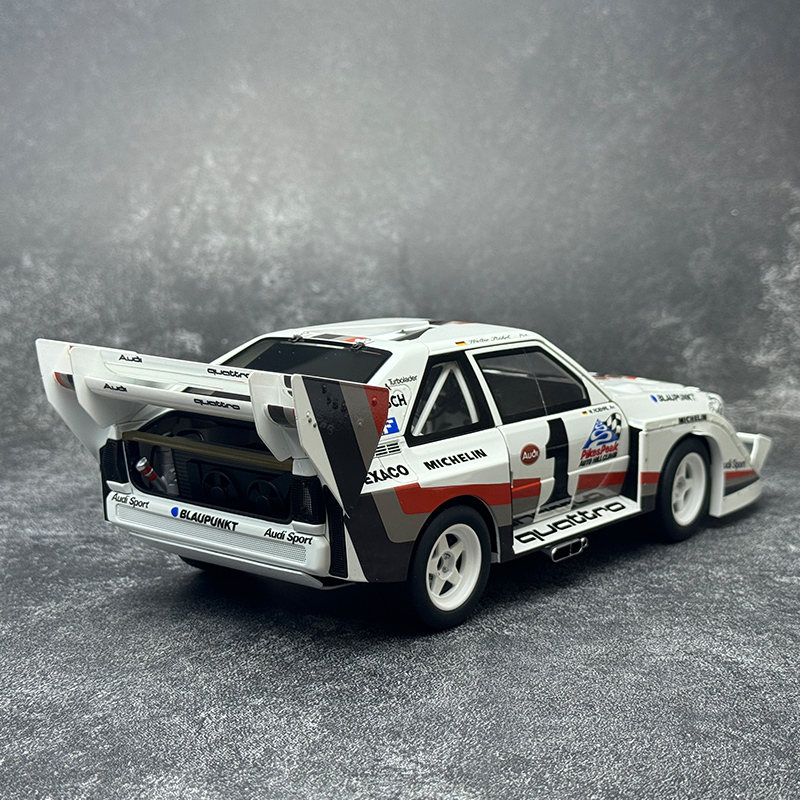 AUTOART 1/18 Audi Sport Quattro S1 Pikes Peak 1987 #1 Racing car