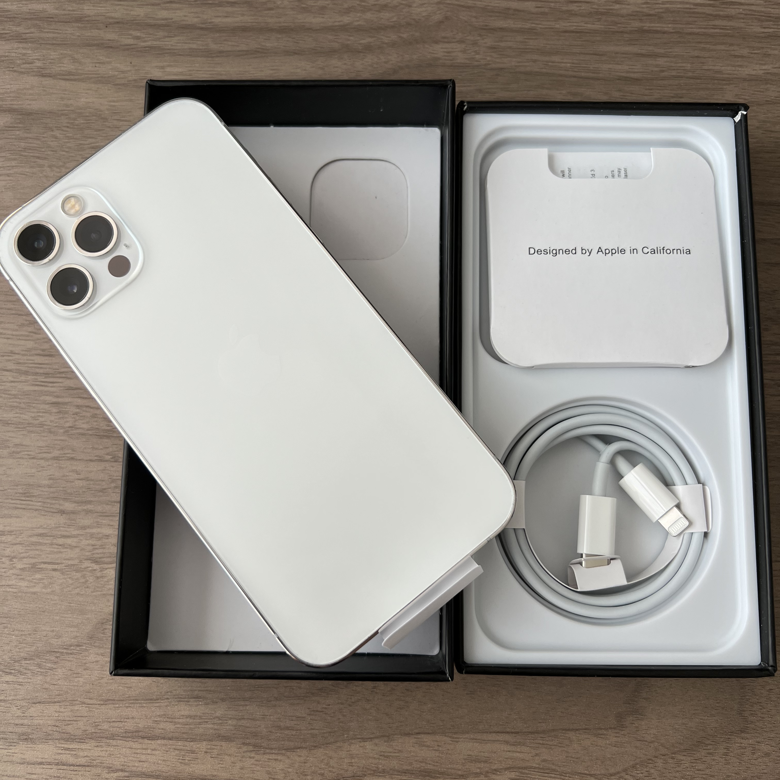 iphone 12Pro Max 256GB 本体 アウトレット スマートフォン本体