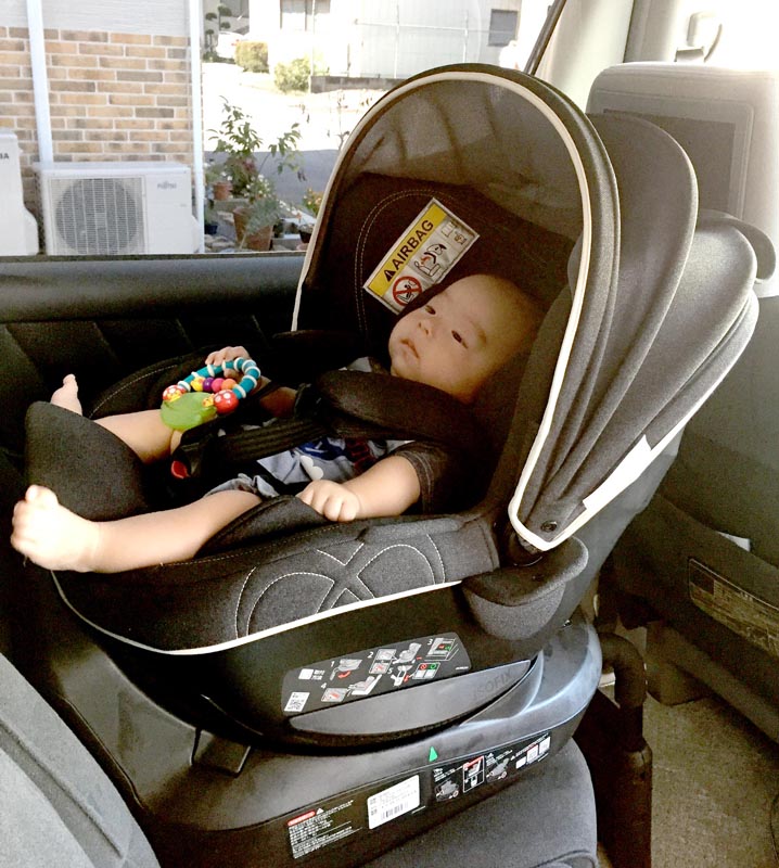 お値下げ エールベべ クルット4i プレミアム 美品 アウトレット 最終