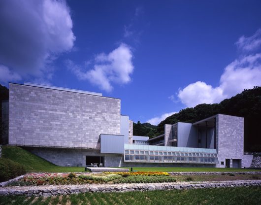 秋吉台国際芸術村 | AIR_J：日本全国のアーティスト・イン・レジデンス