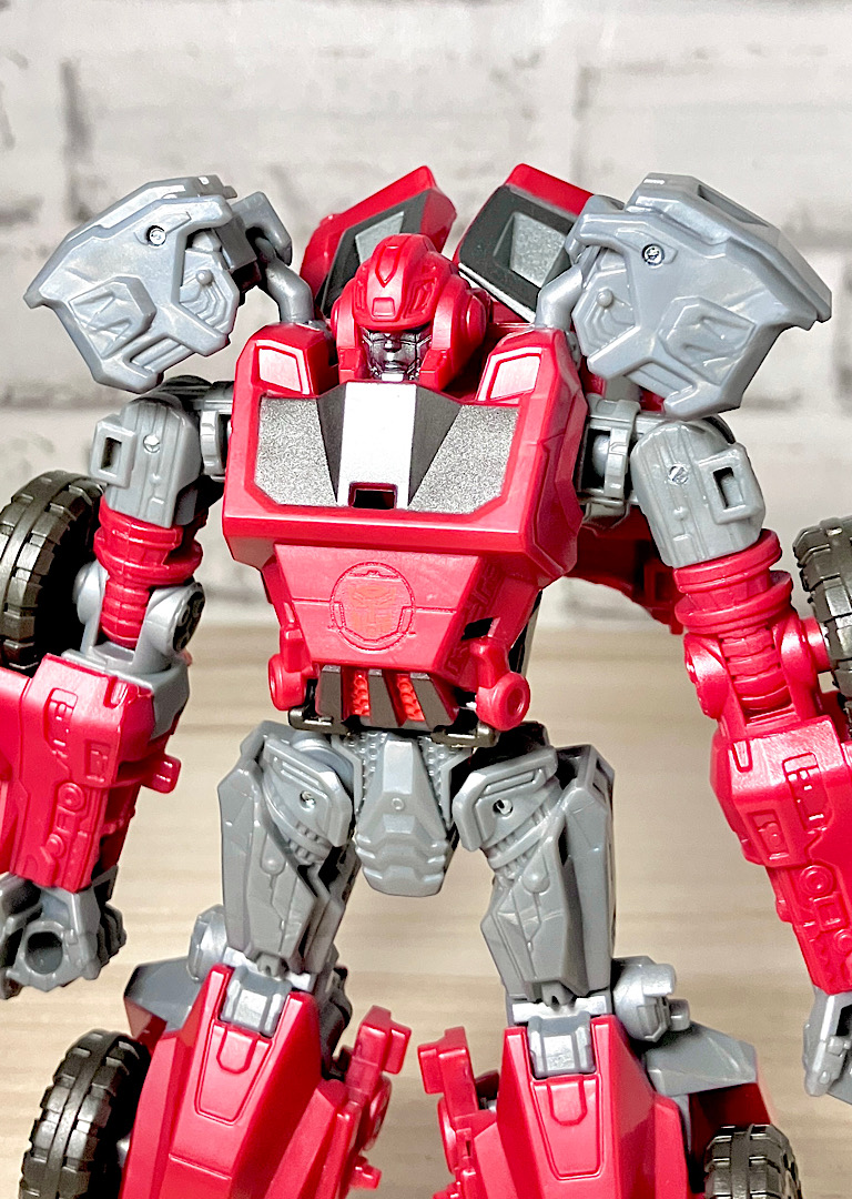 トランスフォーマースタジオシリーズ TS GE-01アイアンハイド レビュー