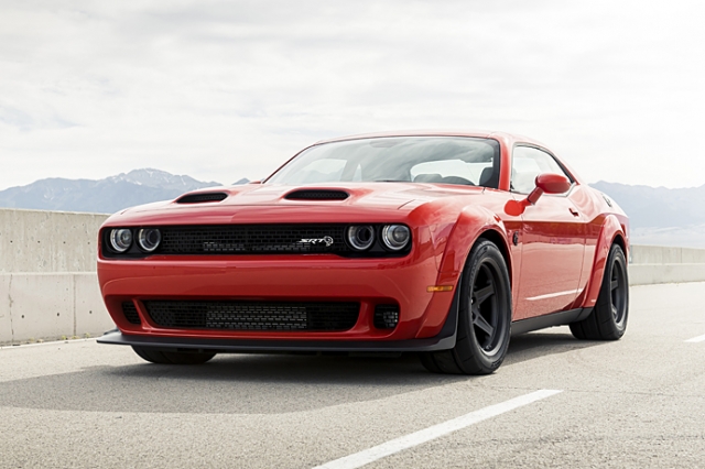 2020 ダッジチャレンジャー SRT スーパーストック | アメ車と逆輸入車