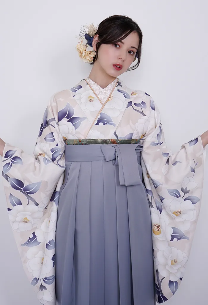 着物】モダンホワイトカメリア｜卒業式袴宅配ネットレンタルange