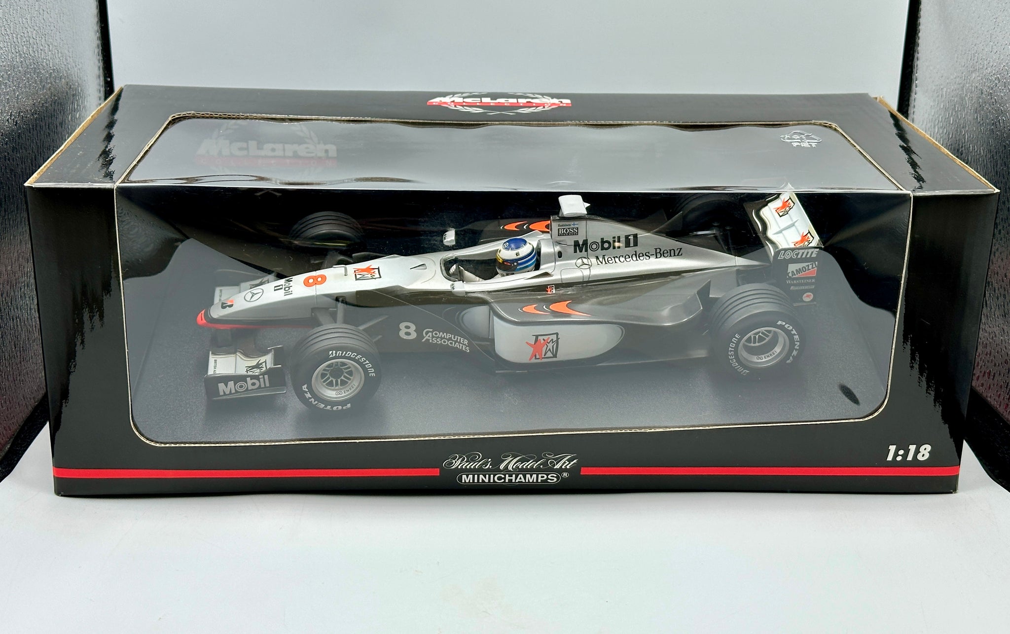 1:18 1998 Mika Hakkinen -- #8 McLaren MP4/13 -- Minichamps F1