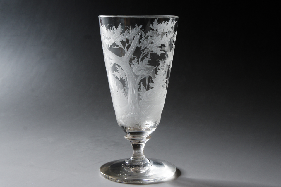 ボヘミア「鹿文様 ワイングラス」《アンティックかとう》