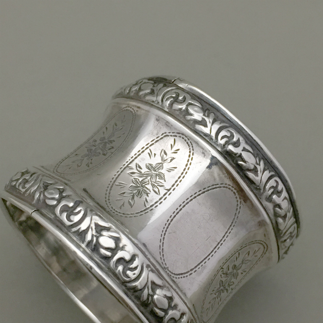 フランス「ナプキンリング（大）」《アンティックかとう》