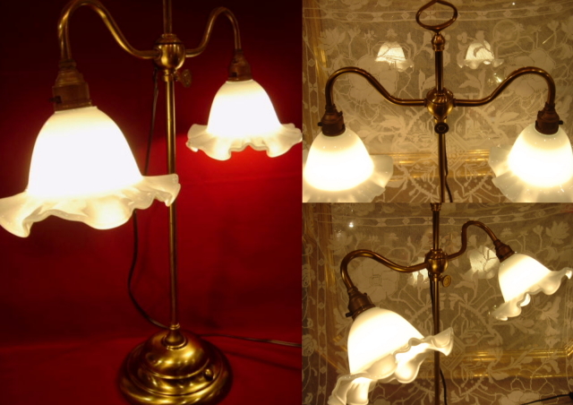 イギリス輸入ランプ ミルクガラスのフリルシェード 真鍮製スタンド