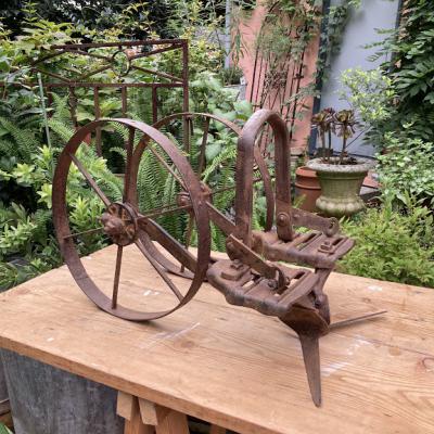 アイアンパーツ ガーデンオブジェ インテリア 車輪 - 福岡の