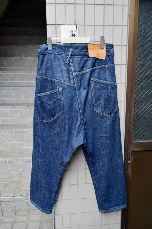 GANRYU ガンリュウ】アシンメトリーデザインサルエルデニムパンツ