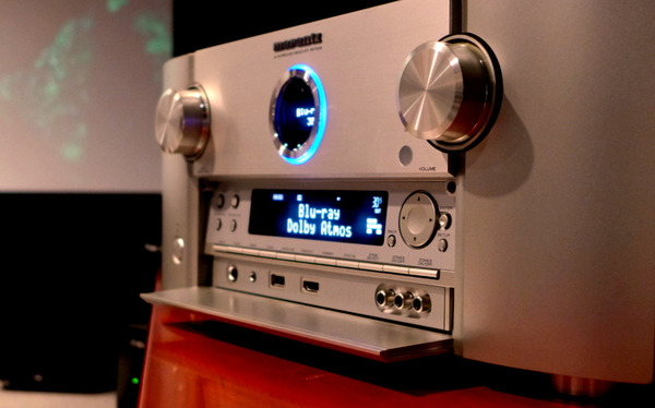 ASCII.jp：Dolby Atomsに出荷時から対応できるマランツの「SR7009」 (1/2)