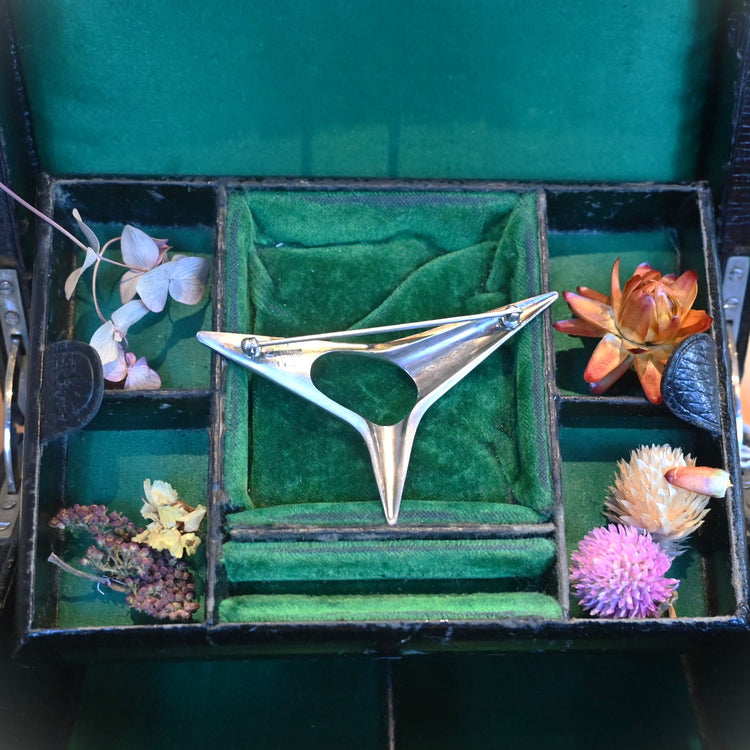 ジョージジェンセン（GEORG JENSEN）シルバーブローチ | 芦屋Antico