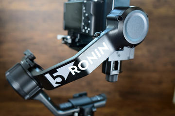 Zeeny、錦戸亮・赤西仁コラボのBluetoothスピーカー - AV Watch