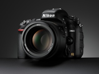 ニコン、FXフォーマット最小最軽量の「D600」 - デジカメ Watch Watch
