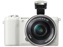 ソニー、自分撮りモニター搭載のミラーレス「α5100」 - デジカメ Watch