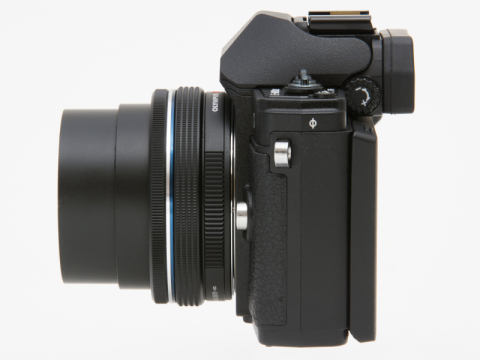交換レンズレビュー：OLYMPUS OM-D E-M10 Mark III（外観・機能編