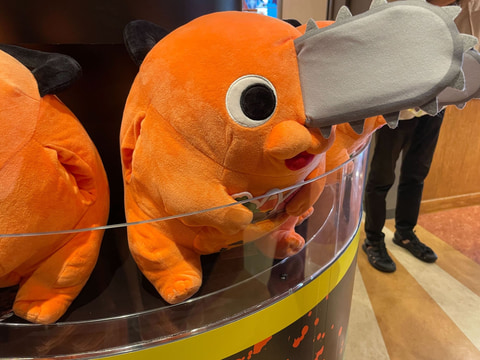 USJ ハロウィン チェーンソーマン ポチタ ペンスタンド