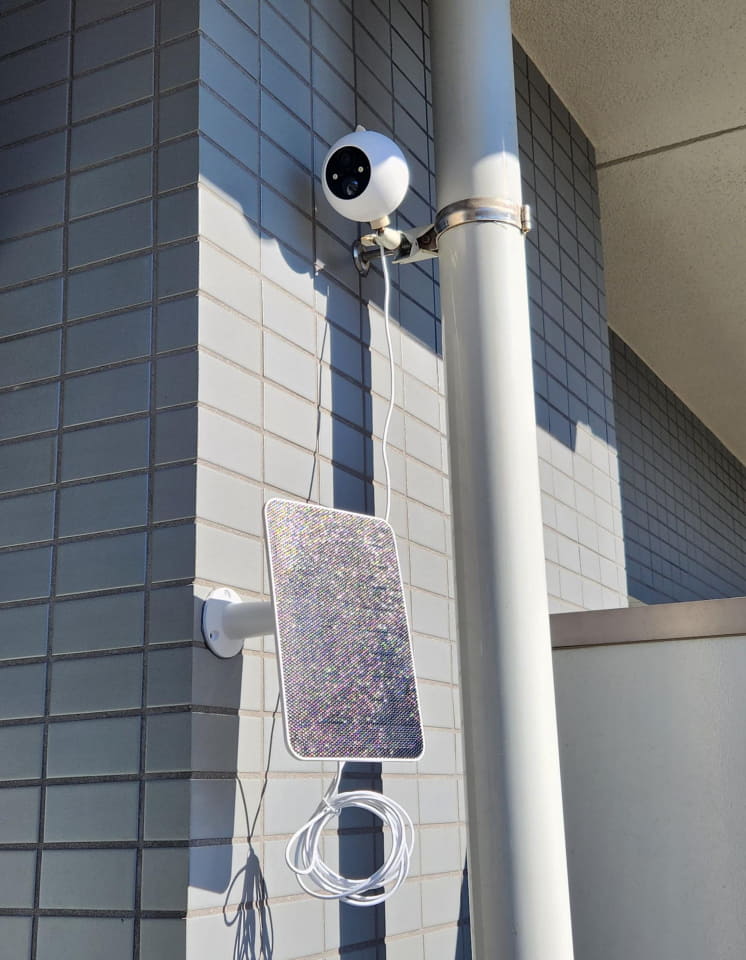 SwitchBot社の屋外カメラは専用屋外ソーラーパネルで超使える