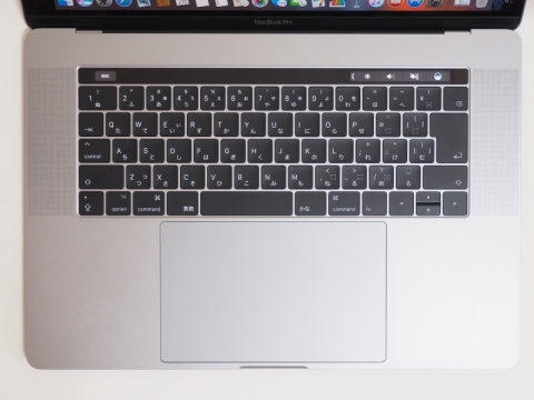 Hothotレビュー】CPU/dGPUが性能アップ、タイピング音もマイルド化した