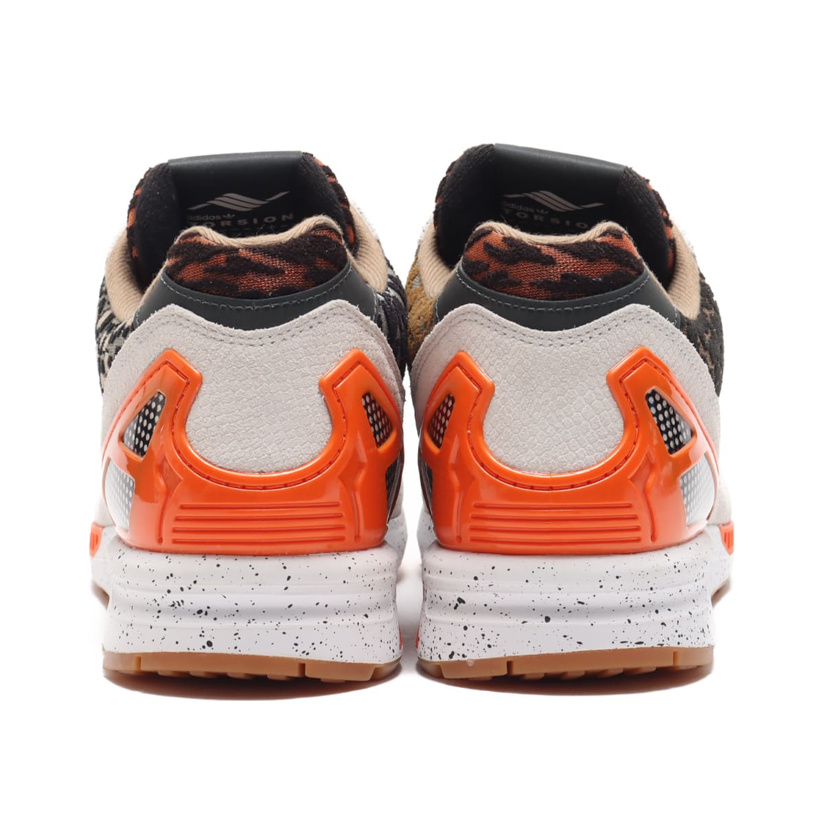 動物と共に…… アニマル柄を落とし込んだadidas Originals ZX 8000