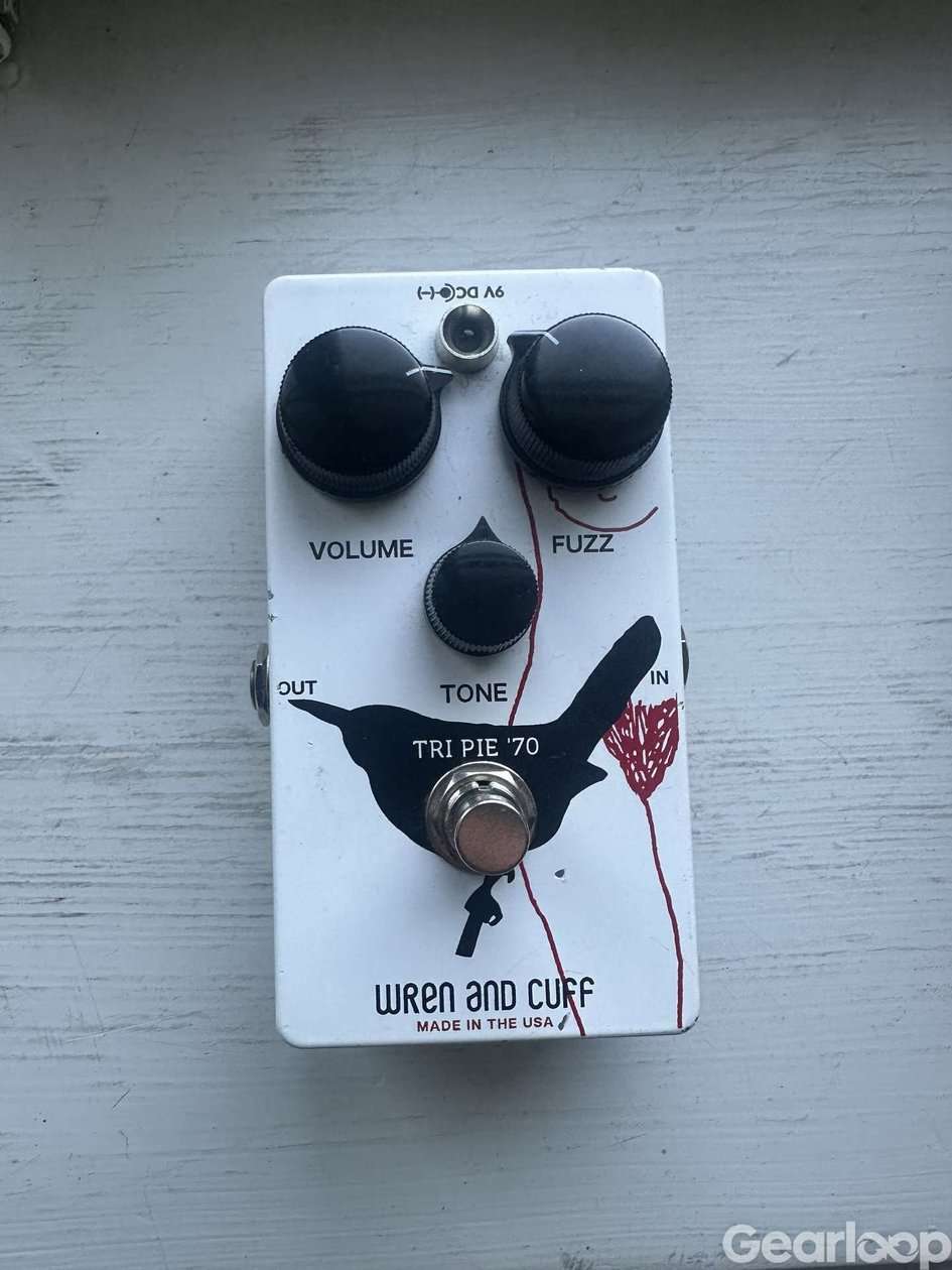 Wren and Cuff Tri Pie '70 - 1 500:- • Gearloop