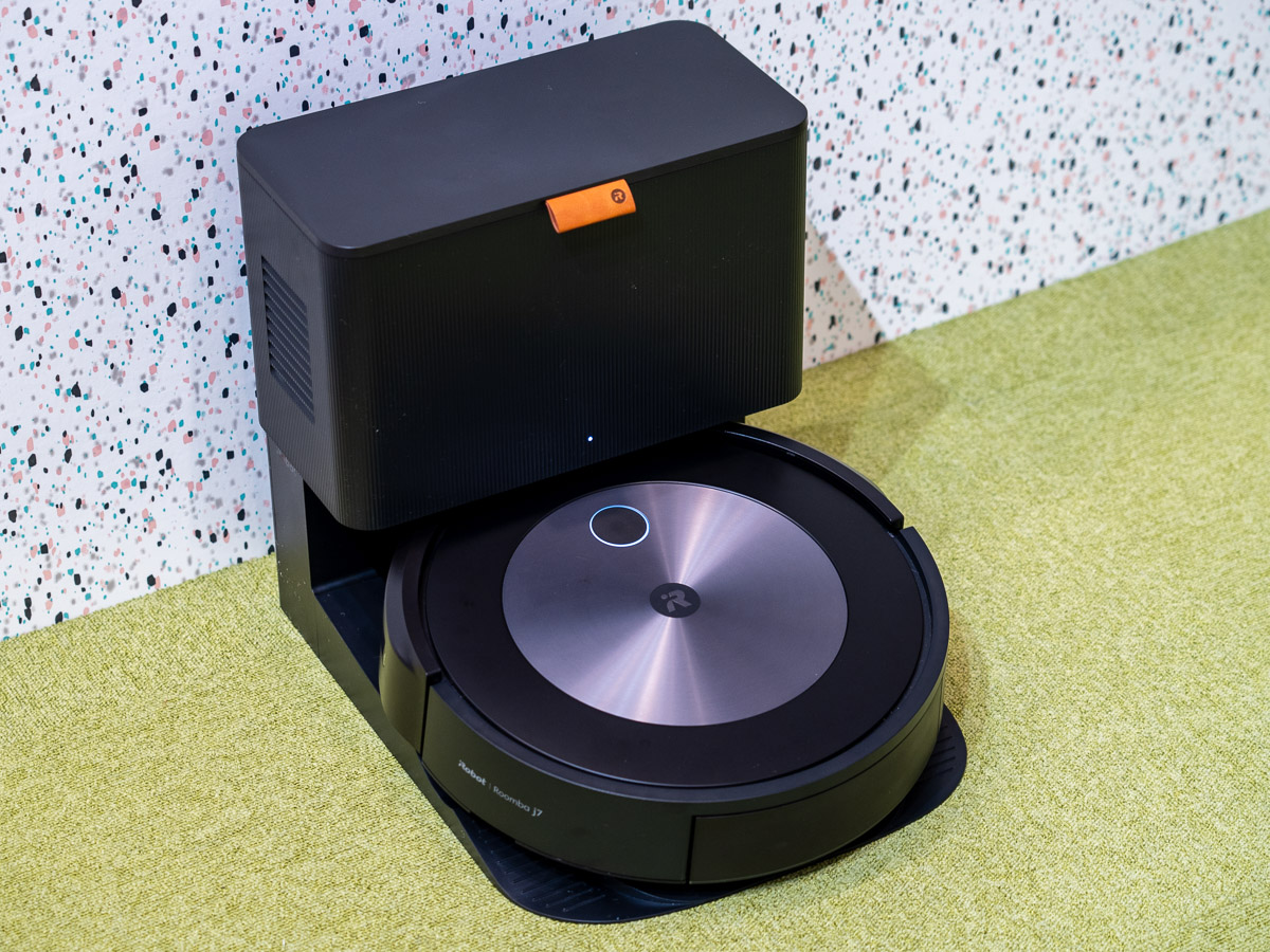 iRobot Roomba j7+ 本体 充電ドック付き