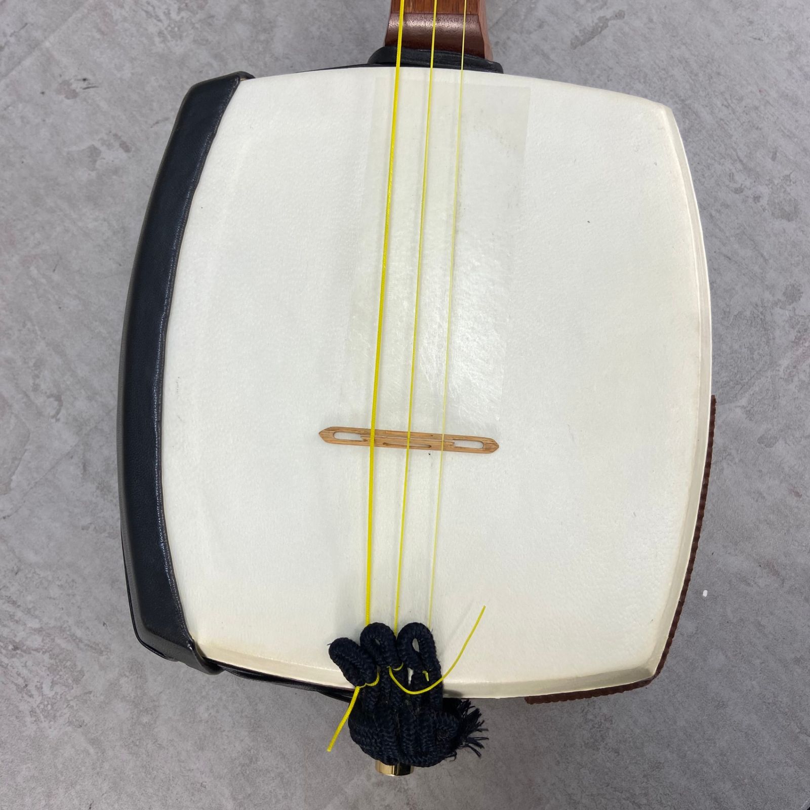 三味線 中棹 正寸 ケース 花梨 和楽器 丸打胴 弦楽器 銀河印 撥 三味線