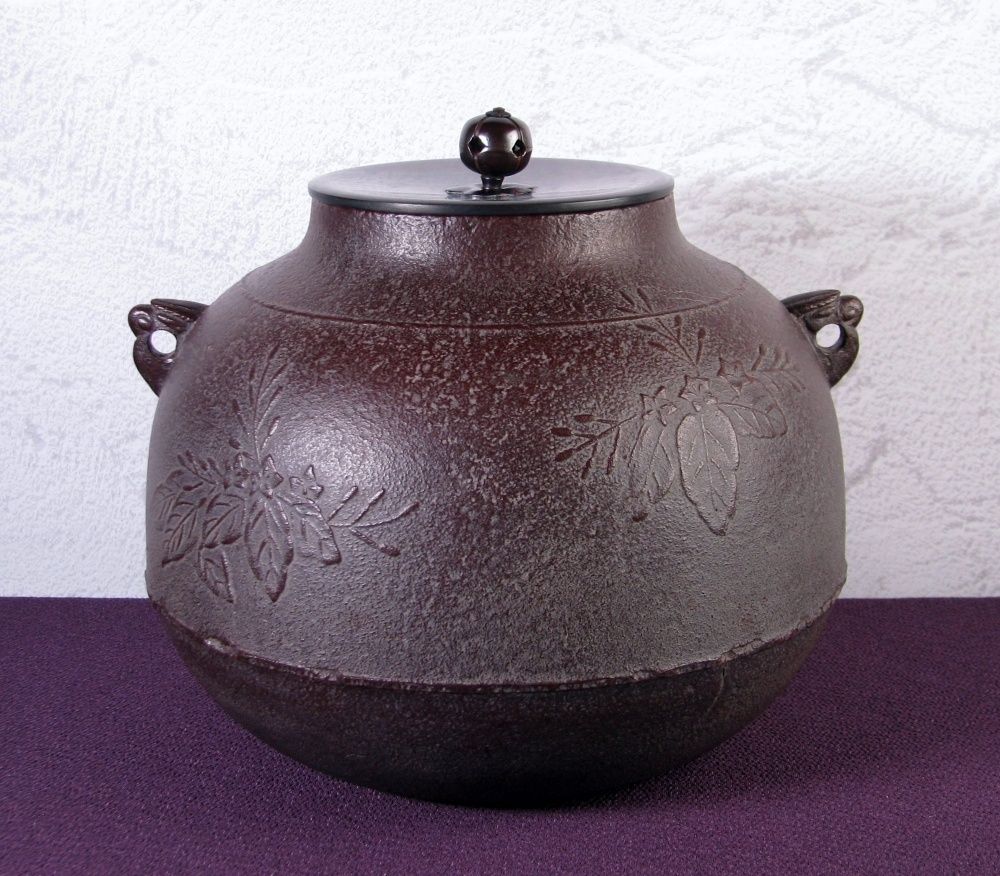 P52 茶釜 『人間国宝 高橋敬典造』『真形羽釜』 共箱 茶道具 釜師：人間