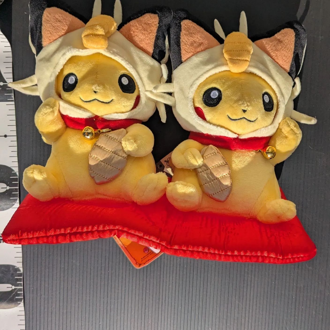 マンスリーペアピカチュウ 1月 まねきねこ ニャース ポケモンセンター