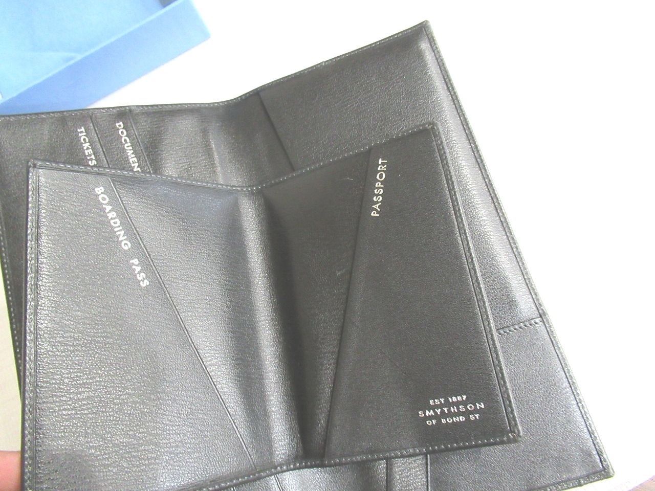 極美品☆Smythson スマイソン レザー パスポートケース ボーディング