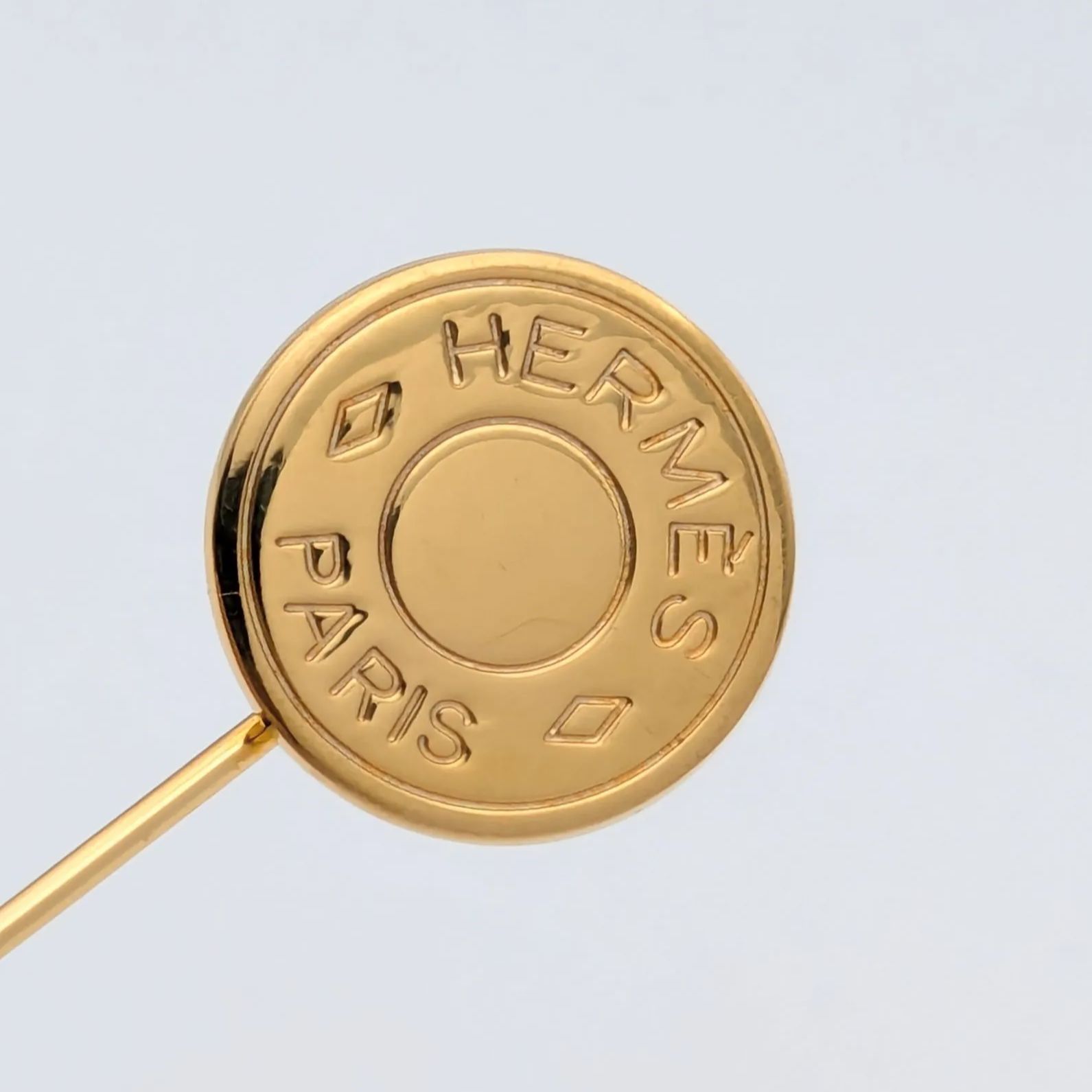 美品】HERMES エルメス セリエ ピンブローチ ゴールド 2024 4M18 楽天