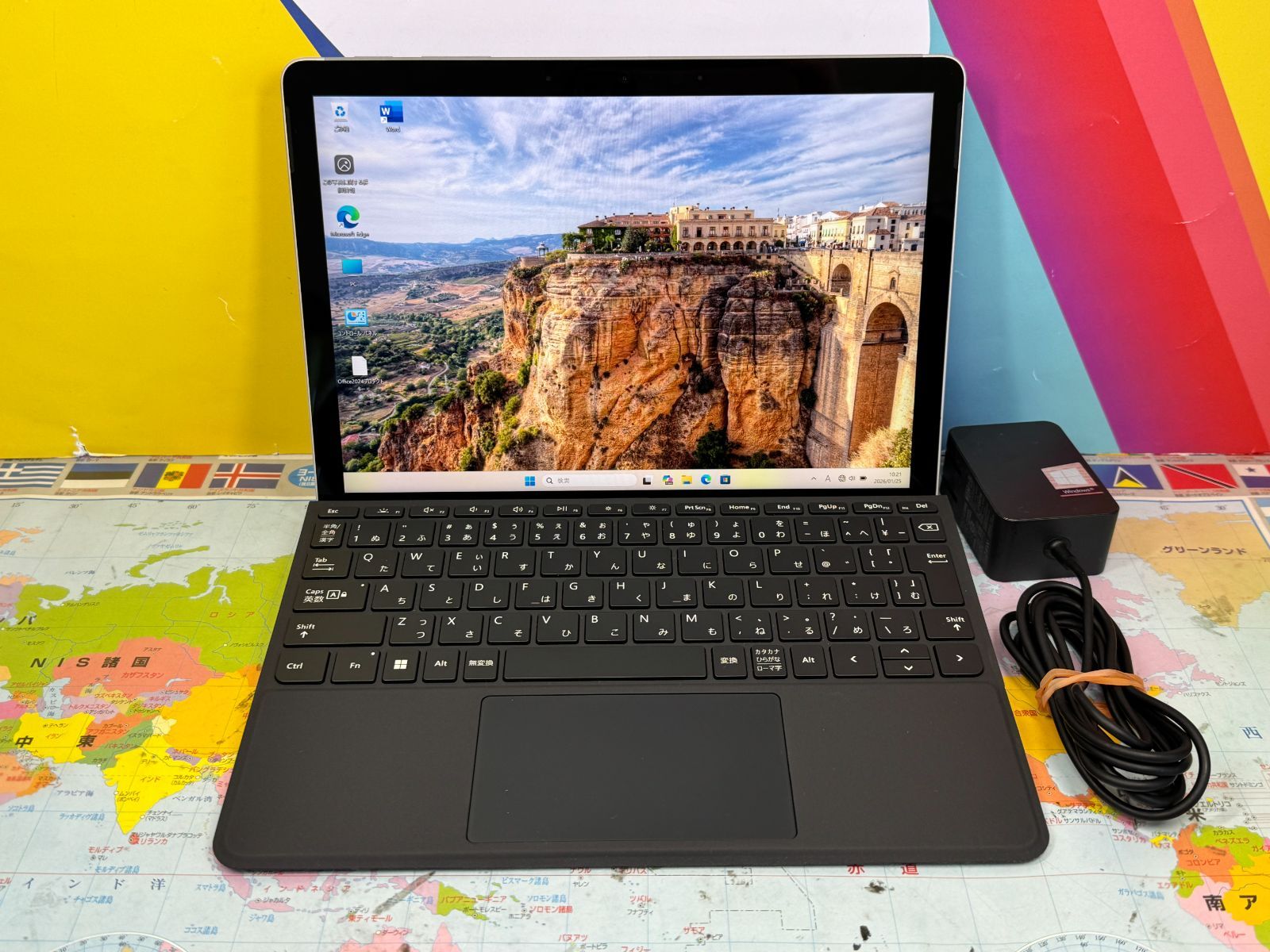 極美品 LTE Surface Go 2 10.5型 8GB キーボード - メルカリ