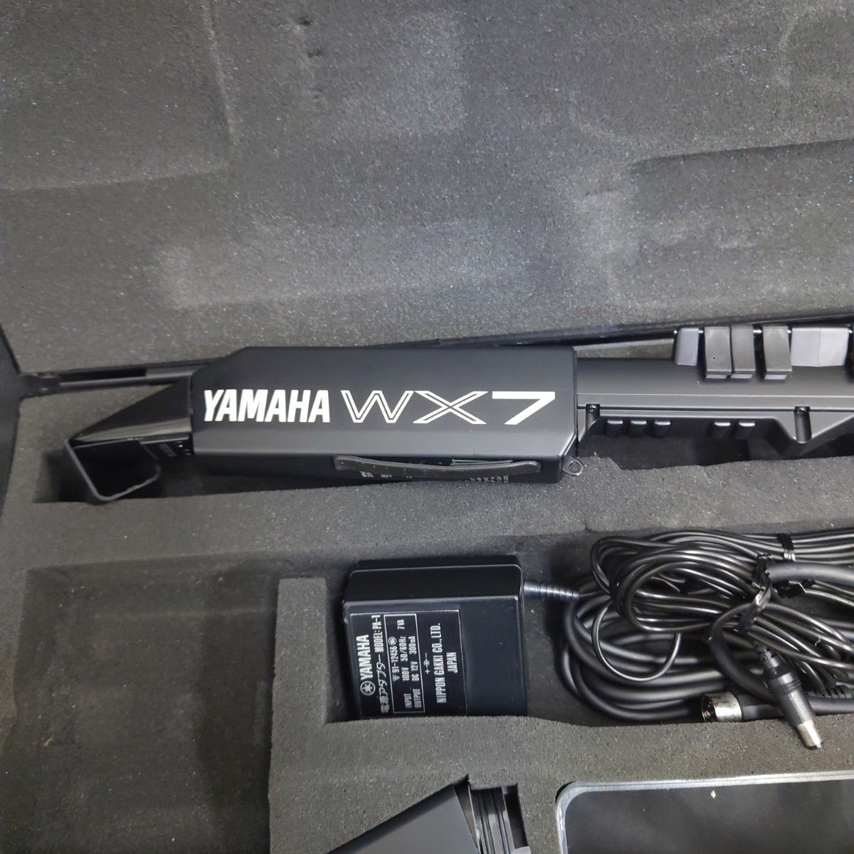 YAMAHA WX7 ウインドシンセサイザー 動作品 本体 ケース付 電池パック