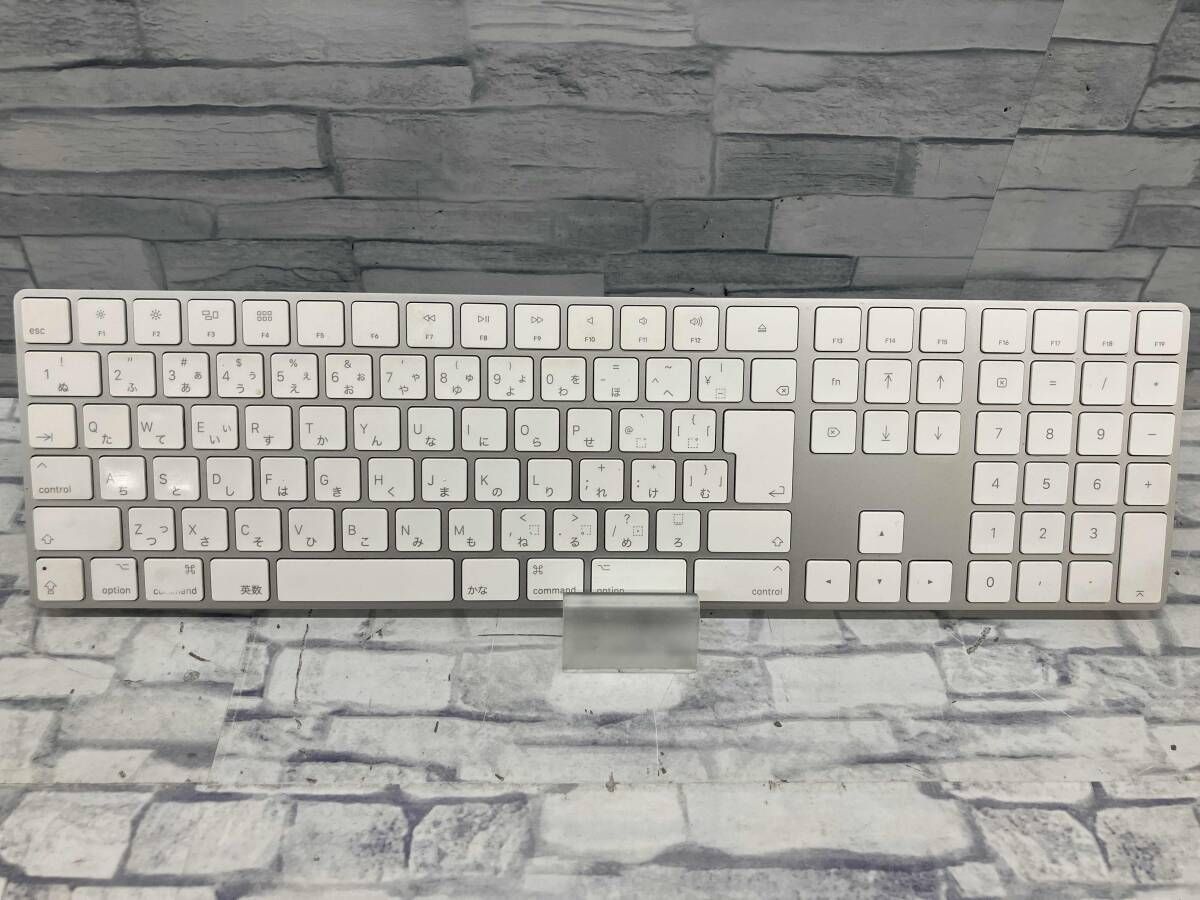 Apple MQ052J/A Magic Keyboard テンキｰ付き 日本語(JIS) MQ052J/A
