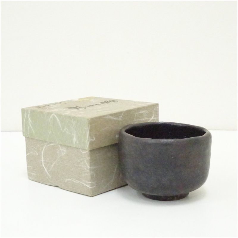 黒釉茶碗（紙箱） 茶道 抹茶 おしゃれ 抹茶茶碗 抹茶碗 和食器 レトロ