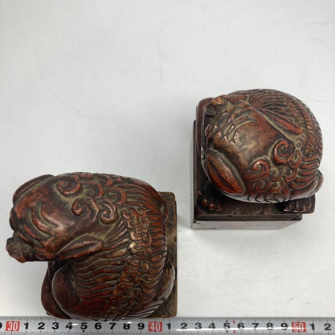 柘植彫 象嵌 根付「花筏 図 水鳥 と 桜の花びら 」 無銘だが名品 柘植