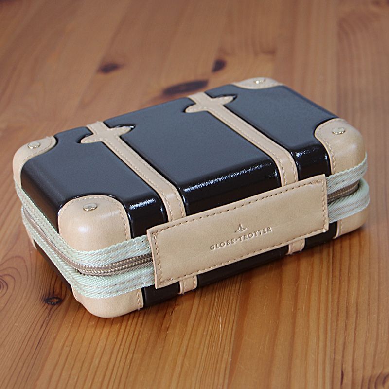 完全未開封ANA ファーストクラス アメニティポーチ グローブトロッター