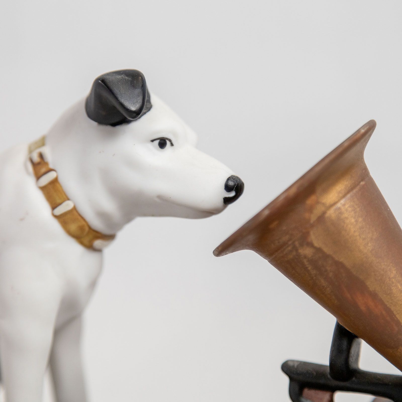 昭和レトロ】Victor ビクター ニッパー犬 蓄音機 置物 - メルカリ