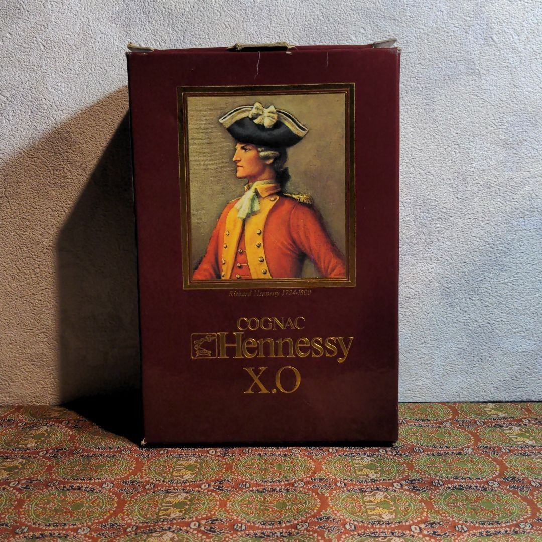 箱入り+30年熟成】 Hennessy X.O COGNAC XO 金キャップ - メルカリ