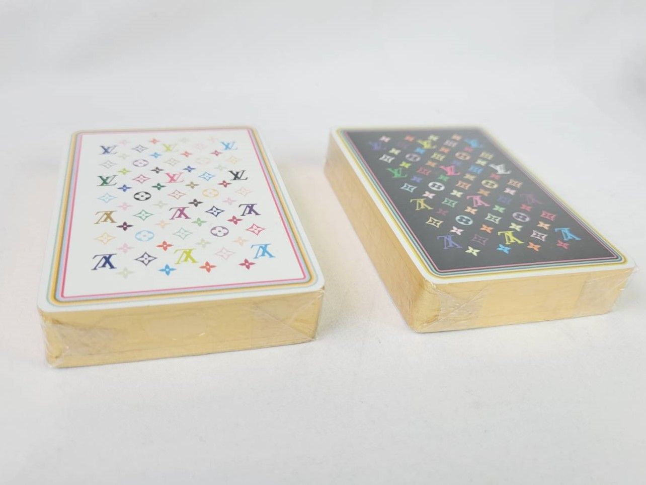 未開封】LOUIS VUITTON 村上隆 マルチカラートランプ 【顧客限定】 未
