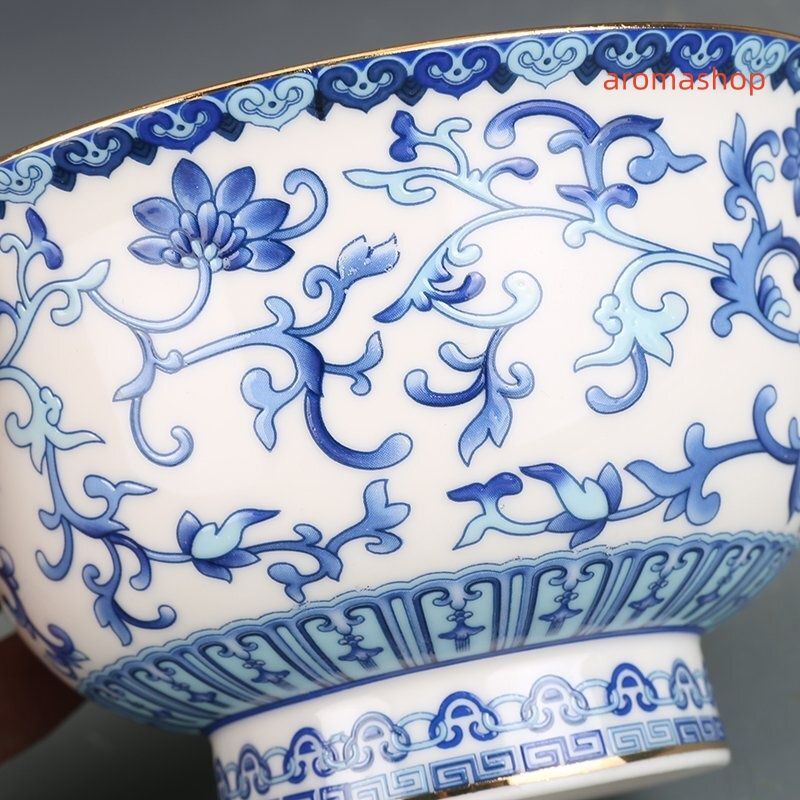 中国陶磁器 元染付 浮彫りデザイン