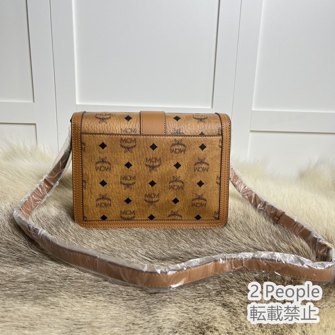 MCM エムシーエムショルダーバッグブラウン レザーヴィセトスプレート