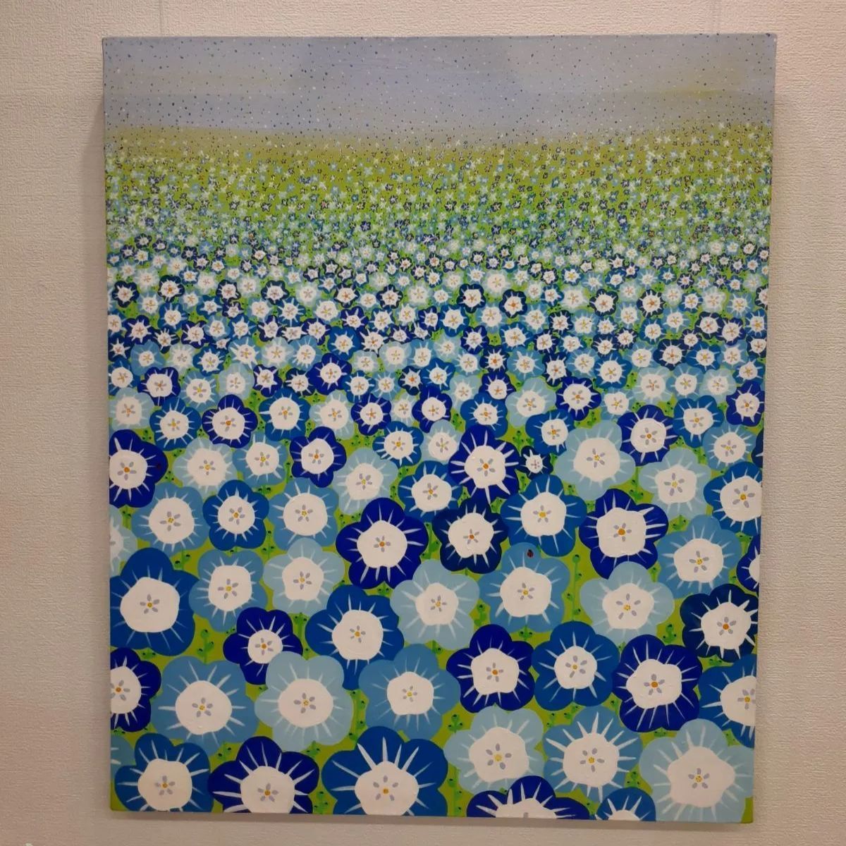 ハッピーネモフィラ畑2019年アクリルガッシュ小楠アキコ作品