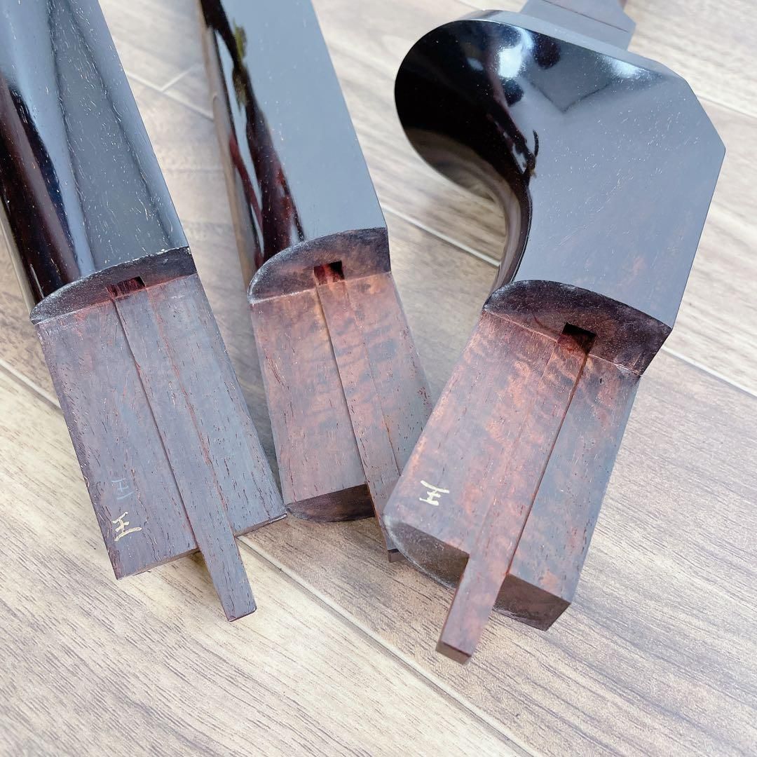 津軽三味線 太棹 一本溝 子持ち 綾杉胴 紅木 和楽器 - メルカリ