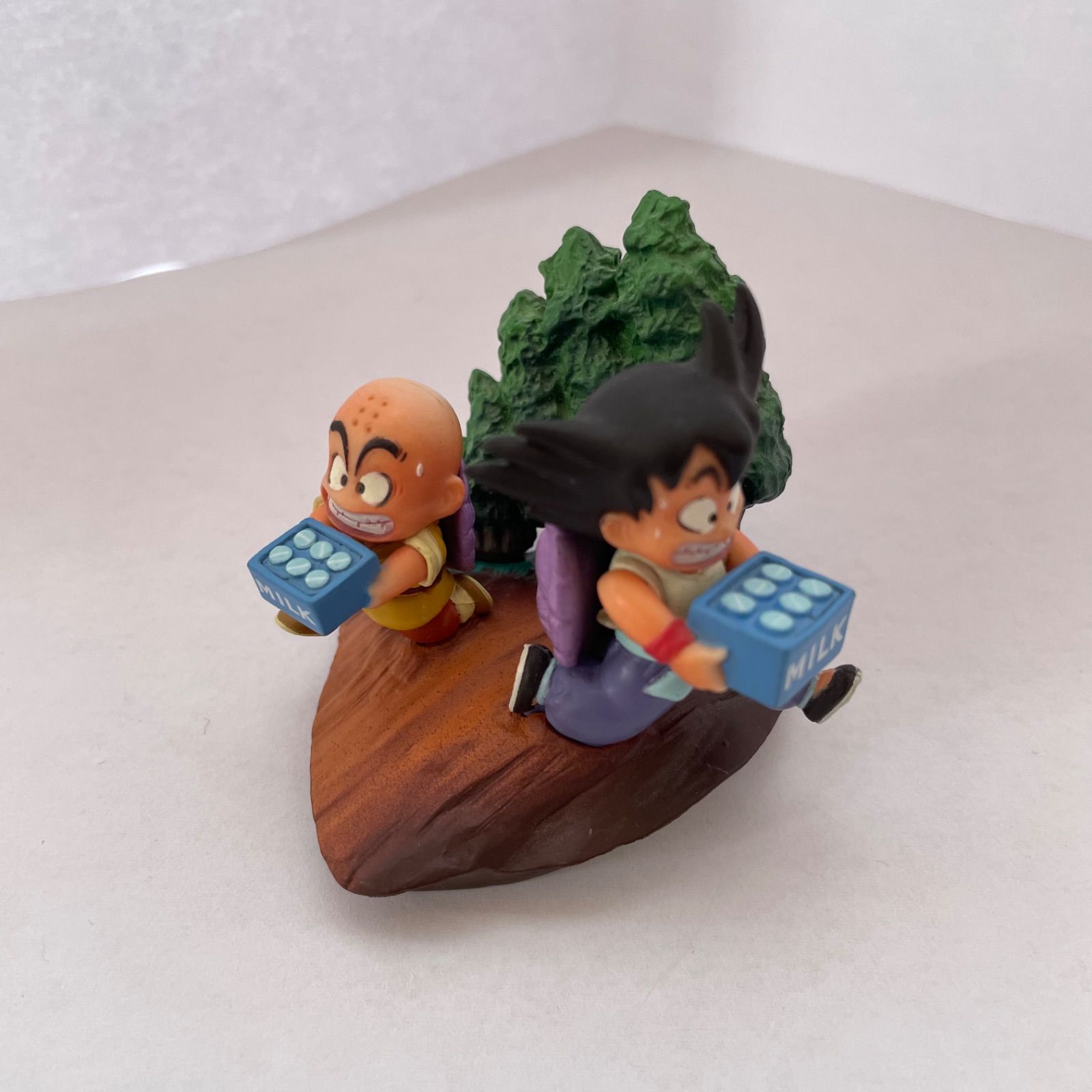 値下げ中】ドラゴンボール ドラカプ フィギュア / 悟空 クリリン 牛乳