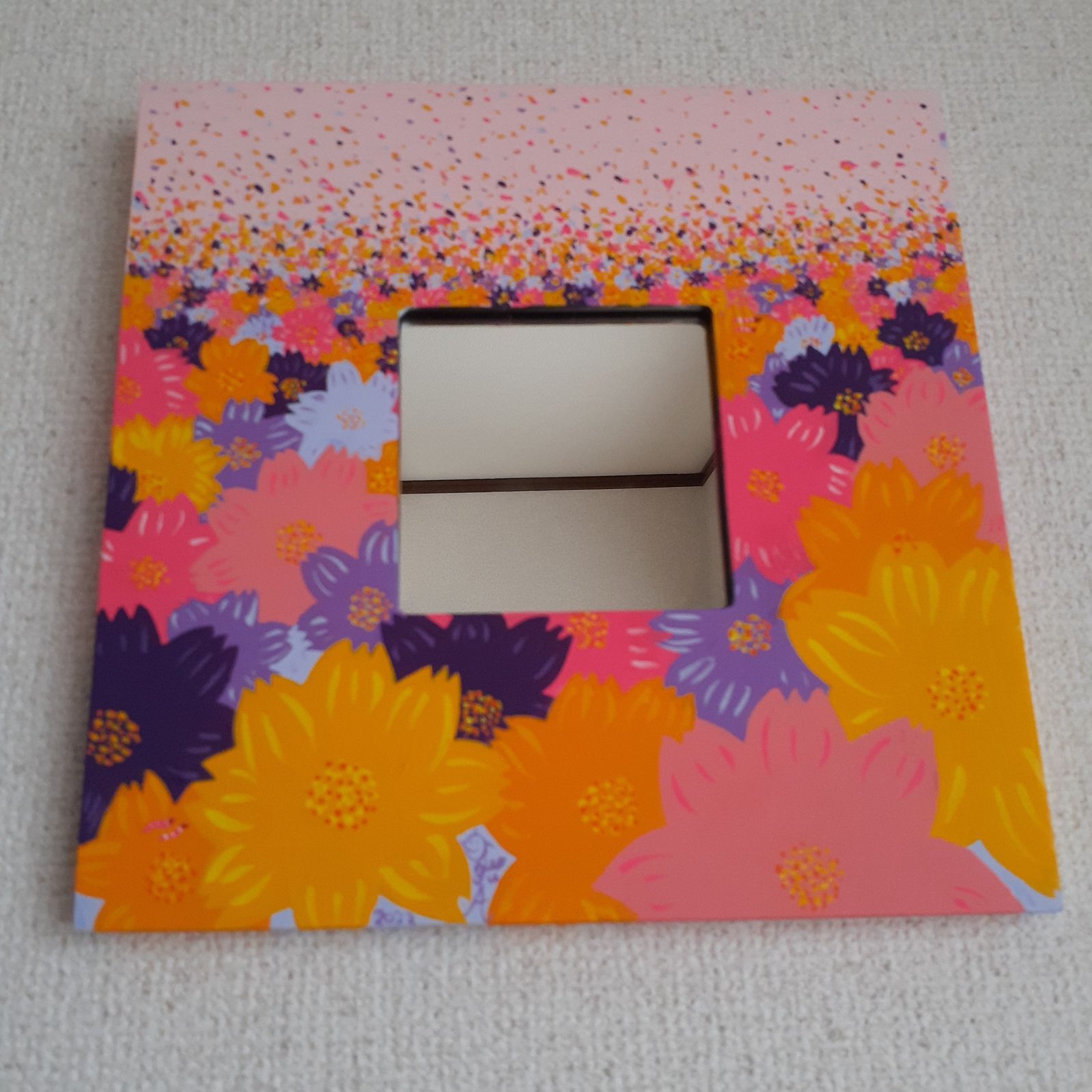 コスモス畑の鏡の作品宇宙のコスモス画家小楠アキコ作品21×21cm