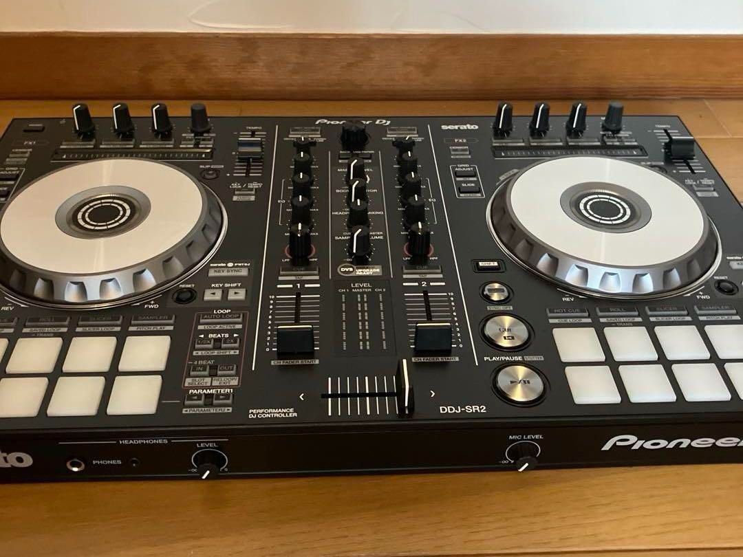 Pioneer DJ DDJ SR2 PCスタンド付き Pioneer DJ DDJ SR2 PCスタンド
