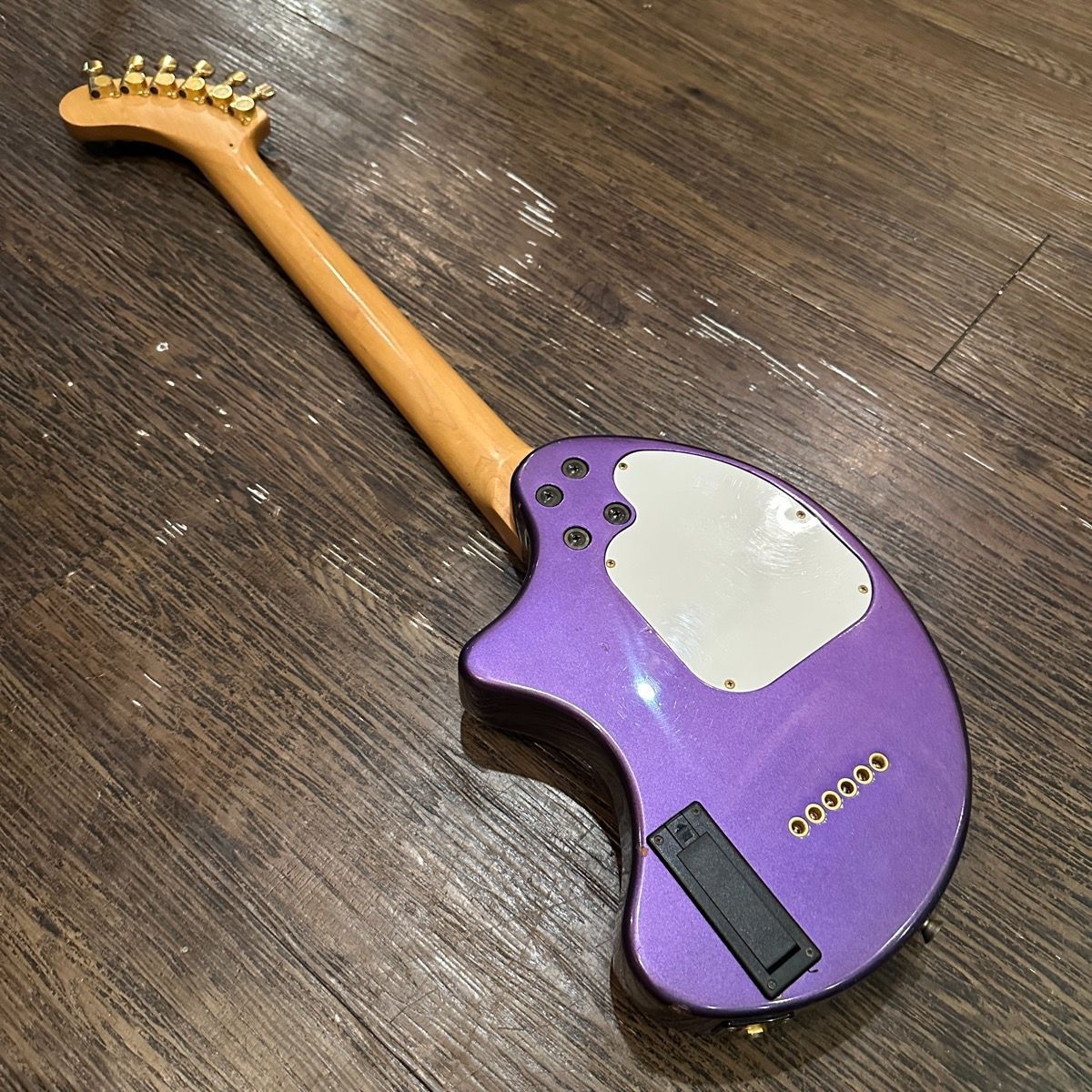 希少】ZO-3 エレキギター スケルトンパープル フェルナンデス 希少】ZO