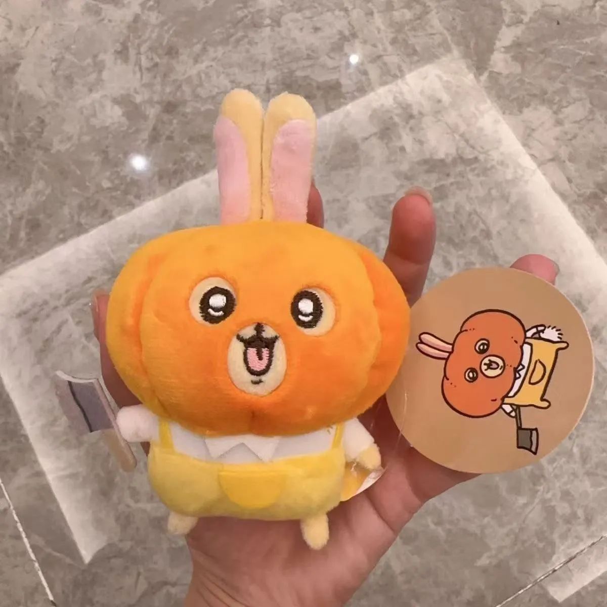 割引 ちいかわ 仮装たのしい～！マスコット カボチャなうさぎ モモンガ