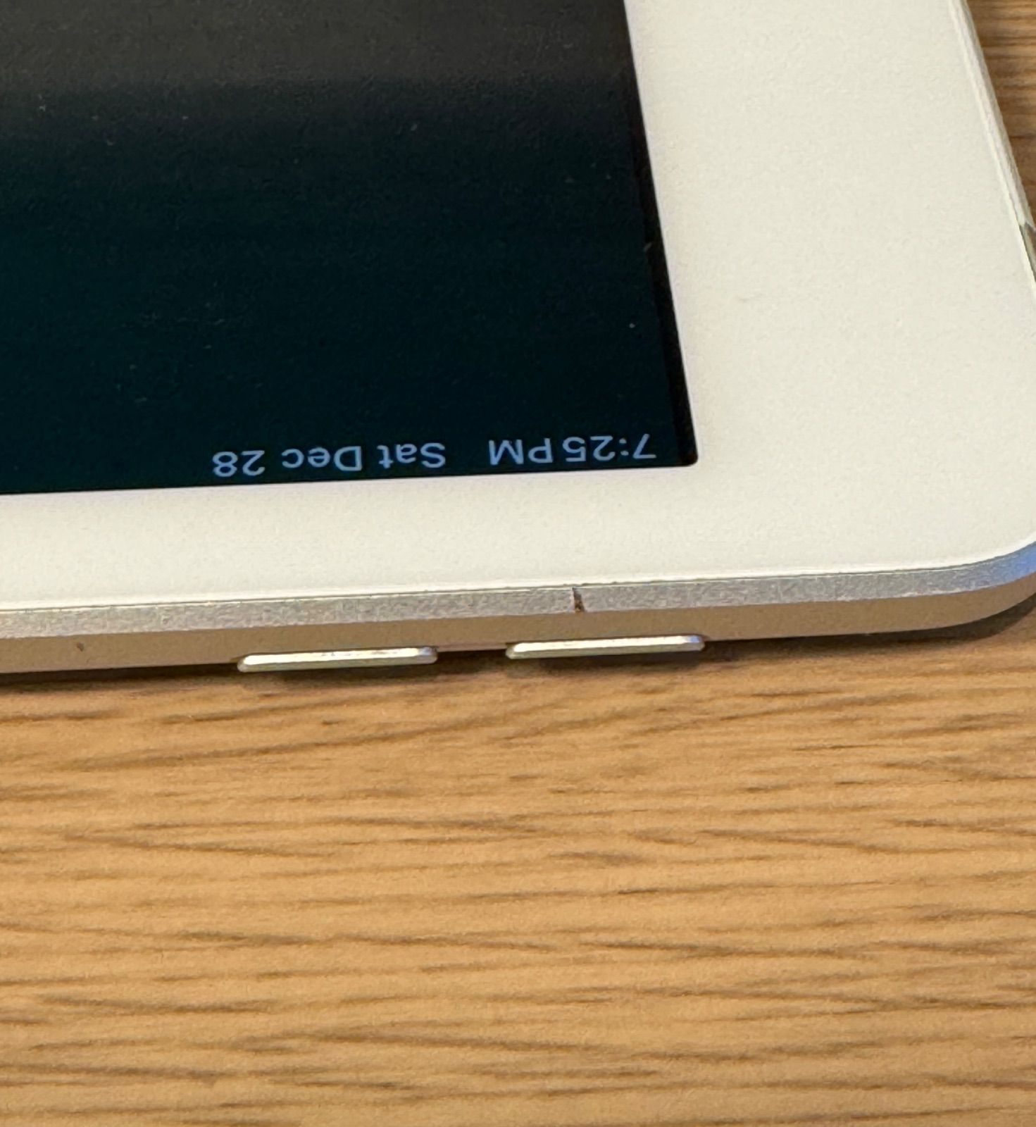 バッテリー最大容量87%】iPad 第7世代 Cellularモデル 割引 Simフリー